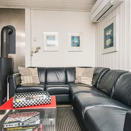 6 Person In Blåvand